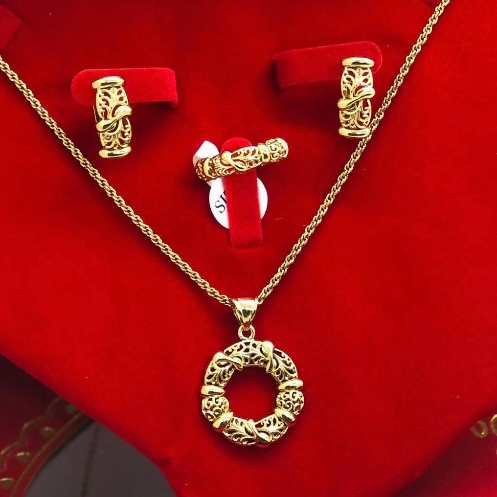 Pack necklace (2 models)