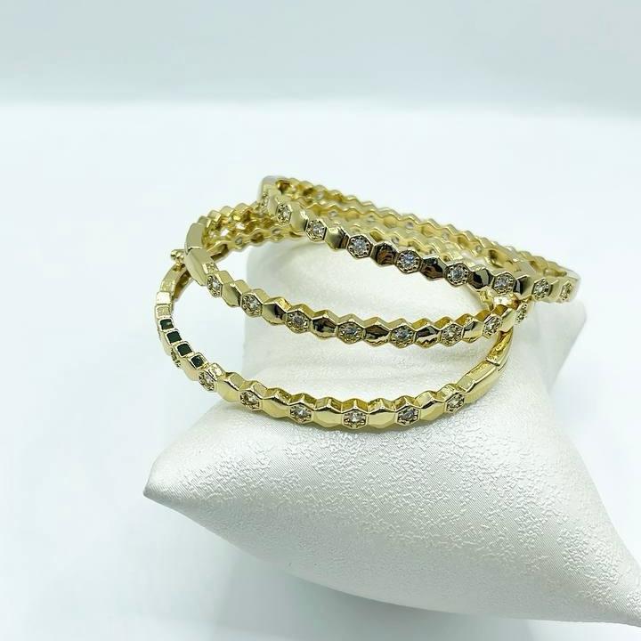 Trio Kipo Bracelets (8 Models)