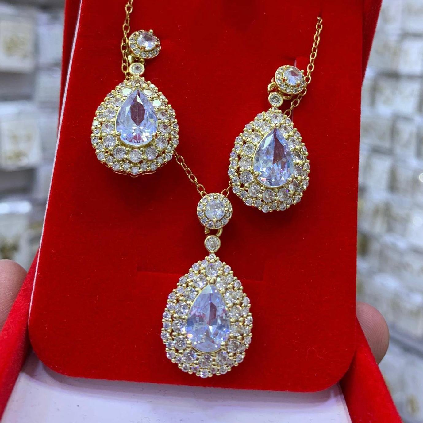 Ron Necklaces (3 Colors)